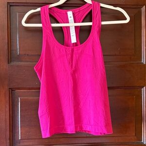 SWIFTLY TECH SCOOP NECK TANK